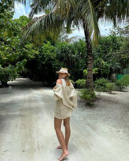 Zora Hejdová feet photo 9