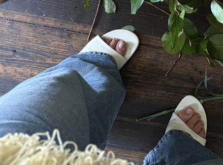 Zora Hejdová feet photo 7