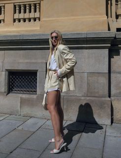 Zora Hejdová feet photo 18