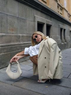 Zora Hejdová feet photo 15