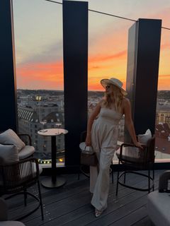 Zora Hejdová feet photo 17