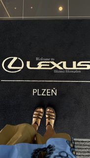 Zora Hejdová feet photo 16
