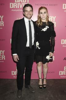 Zosia Mamet feet photo 3
