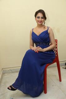 Zoya Afroz feet photo 20