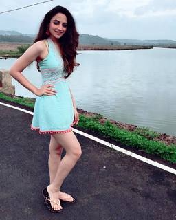 Zoya Afroz feet photo 10