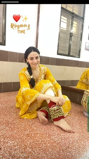 Zoya Afroz feet photo 19