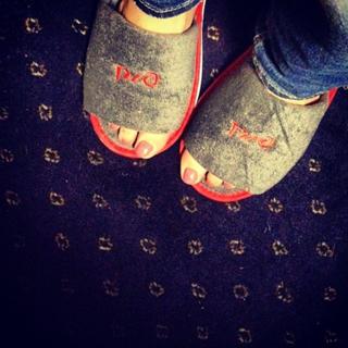 Zoya Berber feet photo thumbnail