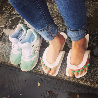 Zoya Berber feet photo thumbnail