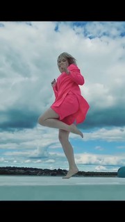 Zoya Berber feet photo thumbnail