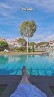 Zoya Berber feet photo thumbnail