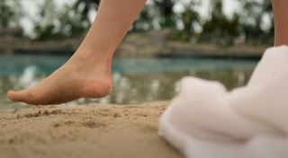 Zoya Berber feet photo thumbnail