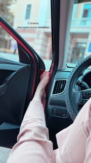 Zoya Berber feet photo thumbnail