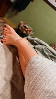 Zoya Berber feet photo thumbnail