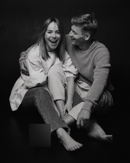 Zoya Berber feet photo thumbnail