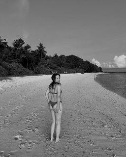 Zoya Berber feet photo thumbnail