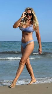 Zoza Metaxa feet photo 10