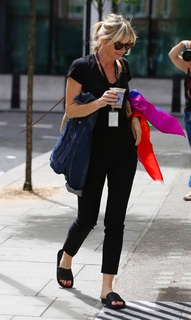 Zoë Ball feet photo 8