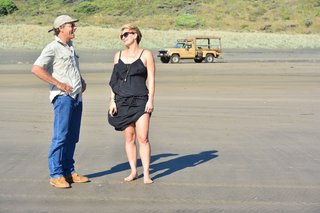 Zoë Bell feet photo thumbnail