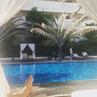 Zoë Bell feet photo thumbnail