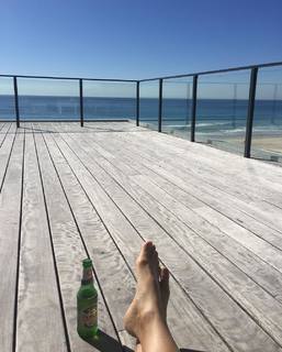 Zoë Bell feet photo thumbnail