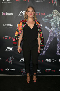 Zoë Bell feet photo thumbnail