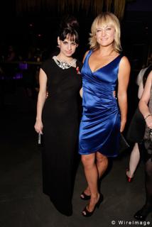 Zoë Bell feet photo thumbnail