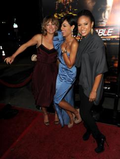 Zoë Bell feet photo thumbnail