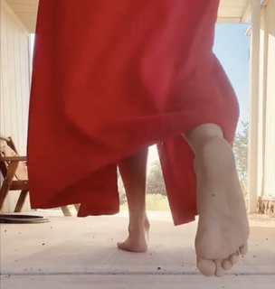Zoë Chao feet photo 13