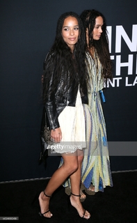 Zoë Kravitz feet photo thumbnail