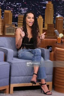 Zoë Kravitz feet photo thumbnail