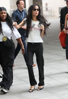 Zoë Kravitz feet photo thumbnail