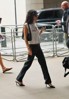 Zoë Kravitz feet photo thumbnail