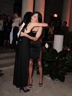 Zoë Kravitz feet photo thumbnail