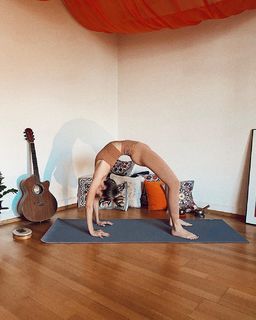 Zoë Pastelle Holthuizen feet photo 3