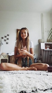 Zoë Pastelle Holthuizen feet photo 17