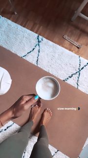 Zoë Pastelle Holthuizen feet photo 8