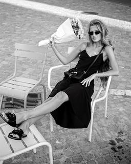 Zoë Pastelle Holthuizen feet photo 18