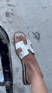 Zoë Pastelle Holthuizen feet photo 4