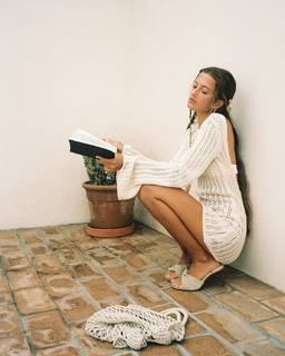 Zoë Pastelle Holthuizen feet photo 5