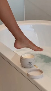 Zoë Pastelle Holthuizen feet photo 7