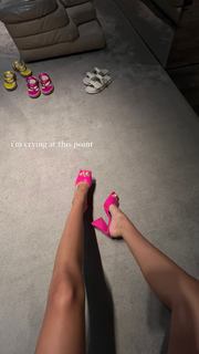Zoë Pastelle Holthuizen feet photo 11