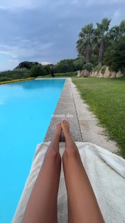 Zoë Pastelle Holthuizen feet photo 18
