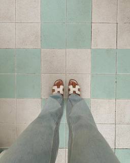 Zoë Pastelle Holthuizen feet photo 12