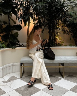 Zoë Pastelle Holthuizen feet photo 7