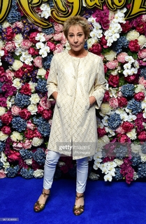 Zoë Wanamaker feet photo 9
