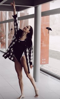 Zsuzsanna Jakabos feet photo 7