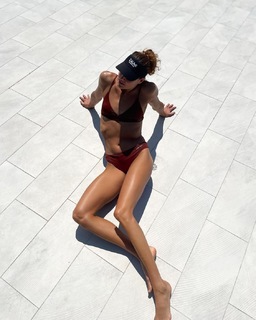 Zsuzsanna Jakabos feet photo 20
