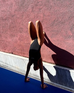 Zsuzsanna Jakabos feet photo 19