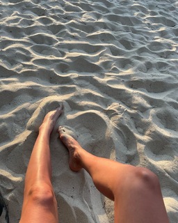 Zsuzsanna Jakabos feet photo 9