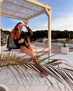 Zsuzsanna Jakabos feet photo 8
